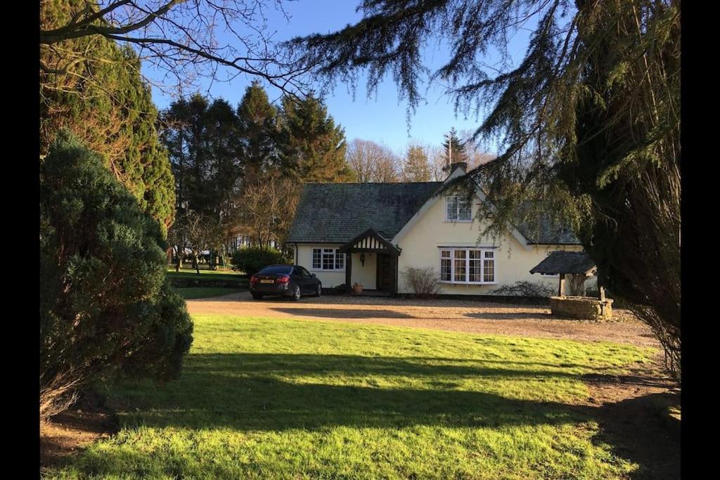 Brownhills Villa Eaton  Exteriör bild